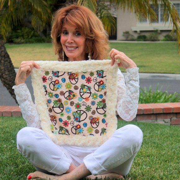 Baby Bonding Blanket - Picture 17 of 17